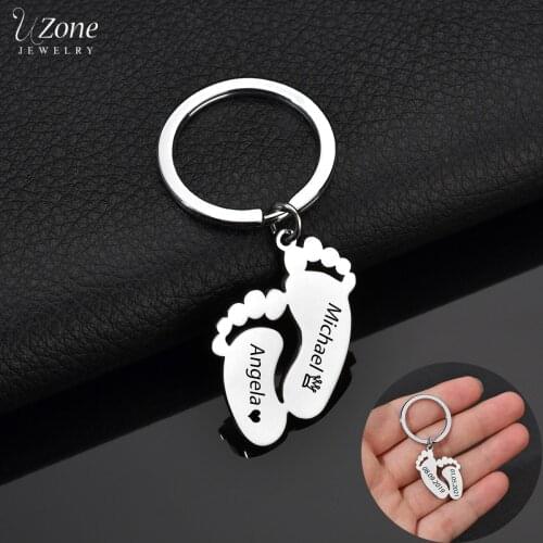 UZone Engraved Name Birthdaydate Two Baby Feet Custom Keychains for Kids Stainless Steel Jewelry Personalized Birthday Gifts