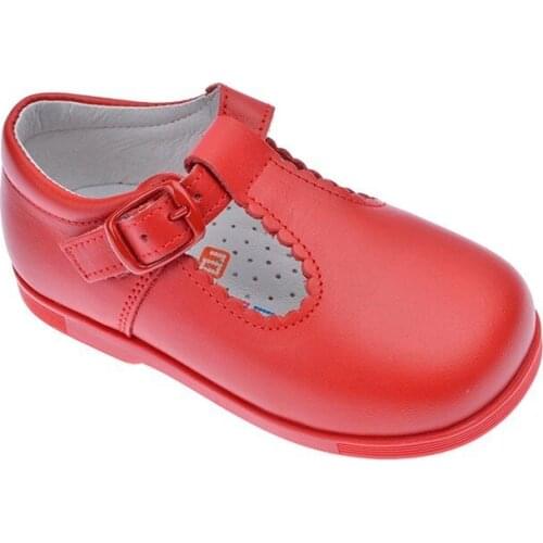 Childrens shoes in red leather (Nuggets), from Andanines