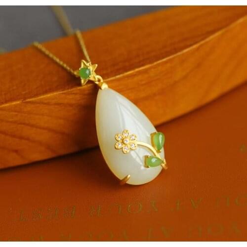 Counterfeit Hetian White Jade Peace Pendant Necklace with Flower Resin Oval Charm Jewelry for Woman and Girl Hetian Jade KS-38CD