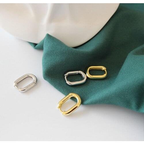 Silvology 925 Sterling Silver Oval Hoop Earrings Glossy Texture Elegant French Style Earrings for Women 2019 Fashionable Jewelry