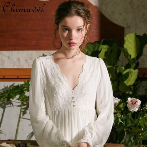 Womens Pajamas Spring and Autumn Vintage Court Style Nightdress V-neck Sexy Lace Sleepshirts Sweet Mesh Long-Sleeved Nightgowns