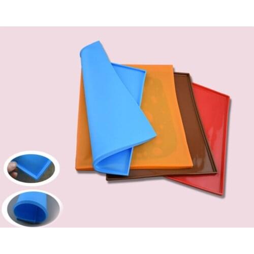 Dog/Cat Non Slip Bowl Food Mat with Raised Edge Convenient to Store Washable Pad Easy Clean Placemat with Raised Edge