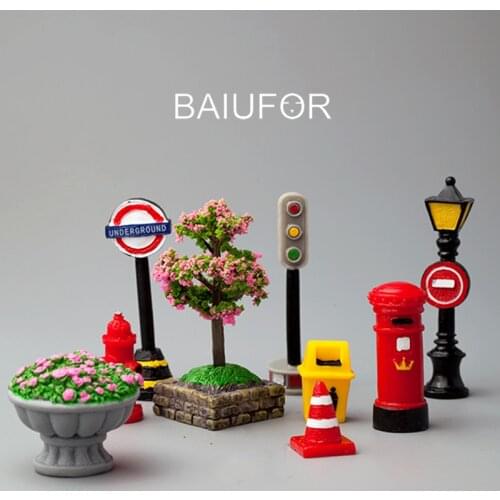 BAIUFOR Miniatures Mini Flower Bed Fire Hydrant Street Light Indicator Mailbox Model Fairy Garden Decor Terrarium Figurines