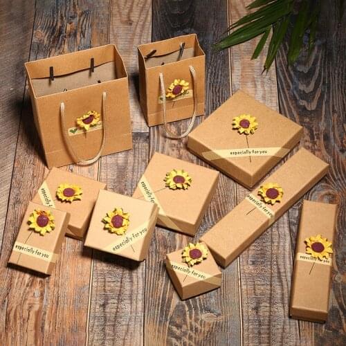 12 pieces/Lot Brown Sun Flower Kraft Paper Favour Gift Box Vintage Design Bulk Cotton Filled Jewelry Boxes Case