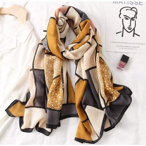 Design Cotton Scarf Women Fashion Plaid Print Shawl Wraps Hijab Spring Winter Warm Neck Scarves Headband Lady Pashmina Bandana