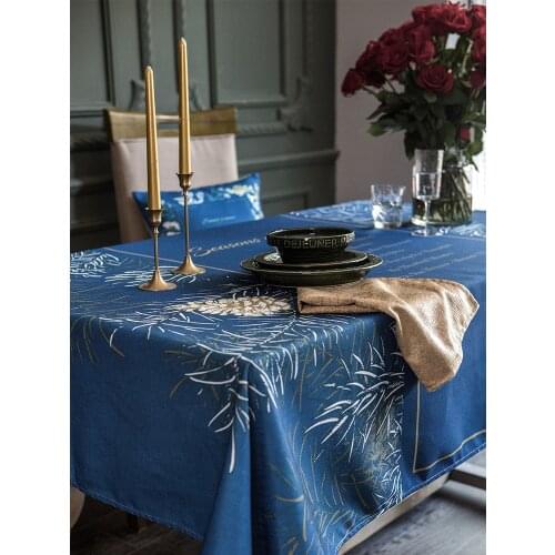 JLY Jacquard Tablecloths On The Table