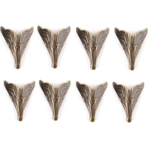 2020 New 8PCS 20x26mm Antique Corner Protectors Bronze Tone Case Box Corners For Furniture Decoration feet Metal Craft Corner