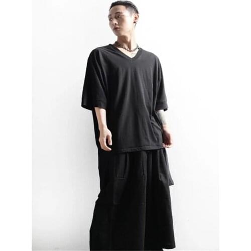 Mens summer new classic simple casual mens T-shirt versatile loose front short back long V collar large size short sleeve