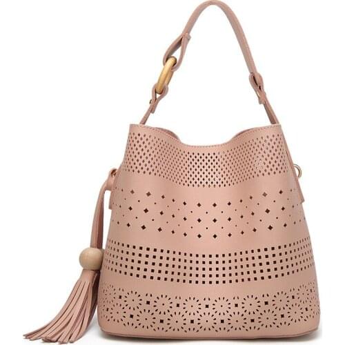 2021 new style handbags European and American fashion hollow shoulder bag messenger tassel handbag lady bag handbags