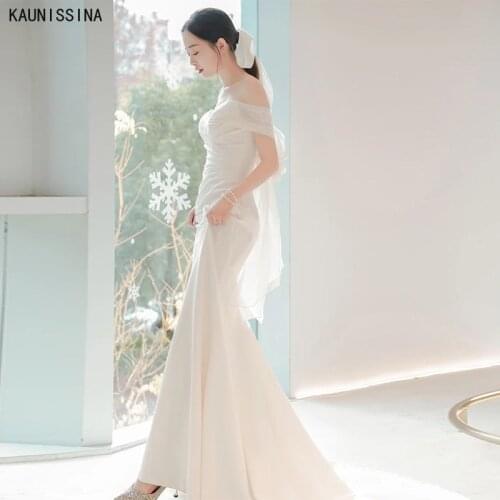 KAUNISSINA Sexy Sweep Train Wedding Dresses Off the Shoulder Satin Bride Dress Bow Open Back Beach Bridal Gowns Vestido De Novie