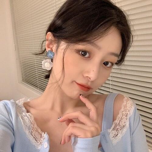 Spring New Flower Earrings Ear Clips Niche Earrings Trendy Ladies Temperament Advanced Temperament Advanced Sense Of Atmosphere