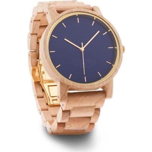 Dropshipping High Quality Design Your Own Men Engraved Gold and Maple Burl Wooden Wrist Watches with Blue Face