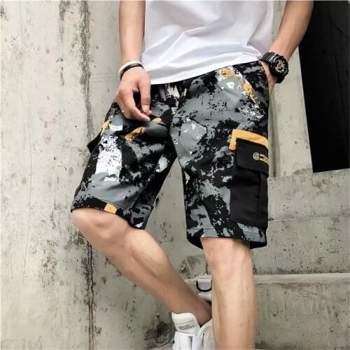 2020 New Summer Casual Mens shorts Loose Elastic Waist Safari Style jogging Sports Shorts Fashion Hip Hop Streetwear Shorts Men