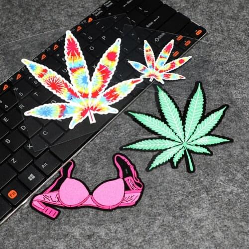 LuLuSticker#079 American Fashion Bright Color Leaves Cartoon Bra Car Styling Reflective Car Stickers and Decals Motorbike Decals