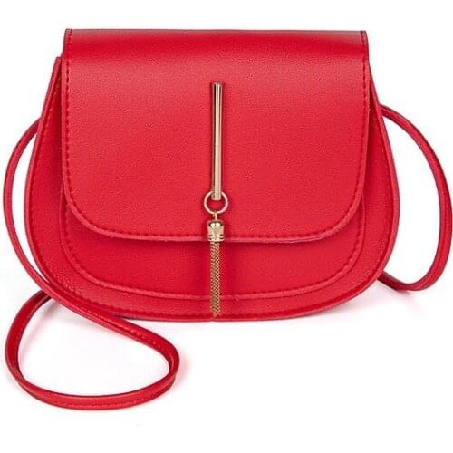 New Girl Shoulder Bag Womens Bag Small Mobile Phone Bag Resuscer Pendant Saddle Bag Solid Color Stiletto Shoulder Bag