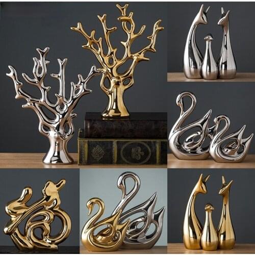 Modern Ceramic Animal Figurine Decorative Statue Deer Porcelain Figurine Home Desktop Decor Christmas Birthday Wedding Gift