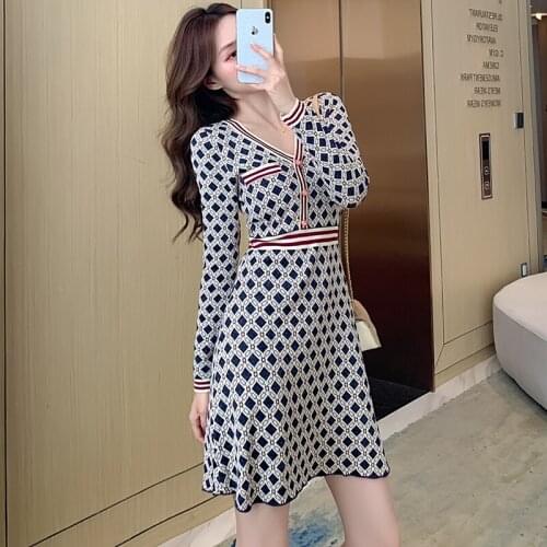 Autumn New Women Classical Plaids Knitting Dress Button Details Vintage Female Winter Dress Above Knee