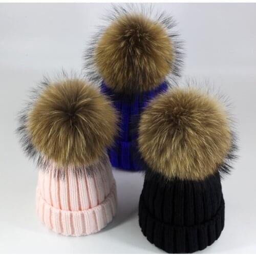The Winter Fox Fur Ball Knitted Hat Korean Super Big Raccoon Tide Ball Wool Cap Female Thickened Fur Hathats For Women