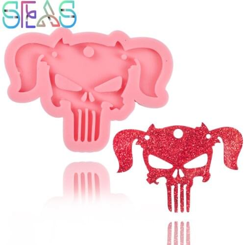 DIY Shiny Halloween Skull Silicone Molds for DIY Key Ring Epoxy Resin Mold Craft Custom Keychain