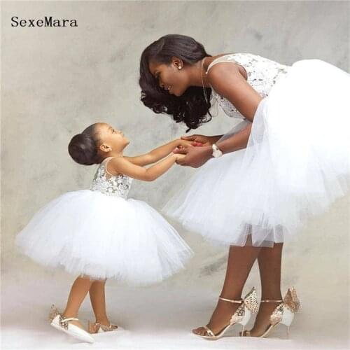 Cute White Girls Dresss Applique Lace Tulle Princess Wedding Party Dress Mother Daughter Gowns