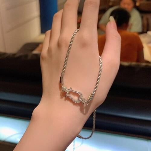 VSnow Statement Hollow Horseshoe Buckle Pendant Necklace for Women Gold Color Metallic Rhinestone Chunky Chain Necklace Jewelry