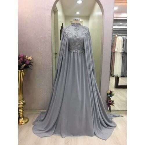 Chiffon Appliques Muslim Evening Dress 2021 High Collar A Line Arabic Long Formal Party Gowns with Cape Robe De Soire