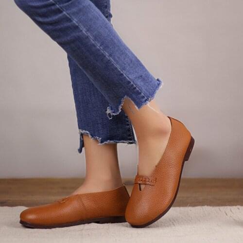 Women Genuine Leather Flat Platform Shoes Ladies Slip On Crystal Flat Shoes Round Toe Comfortable drive Classics shoes for women