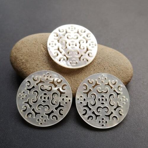 50pcs/lot 25mm Natural Round cut Hollow Flower Mother of Pearl shell for DIY Jewelry Hollo flower Mother Pearl shell