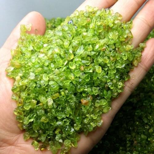 500g 3-5mm Natural Stone Olivine Green Crystal Mineral Specimen Rock Chip Gravel Rough Raw Quartz Gemstone Decoration