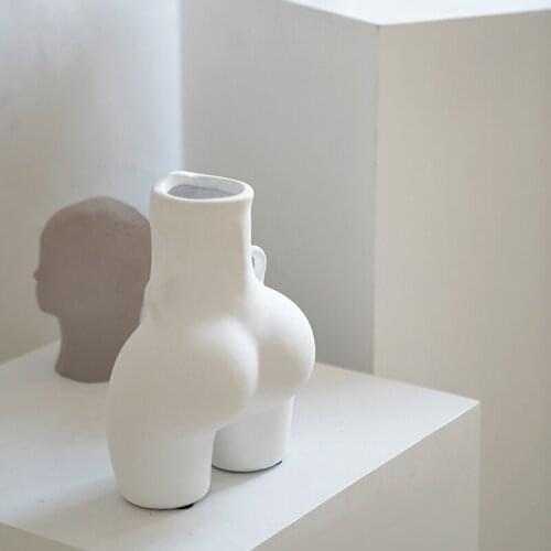 Nordic Body Shape Creative White Resin Vase Simple Dry Flower Insert Artist Residence Decorative Ornaments Modern Home Decor