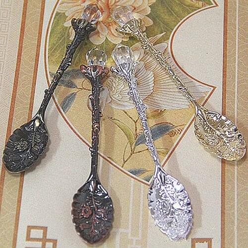 Mini Cute Vintage Royal Style Crystal Head Pattern Spoons Coffee Tea Ice Cream Dessert Cutlery Spoon Carved Tableware Dinnerware