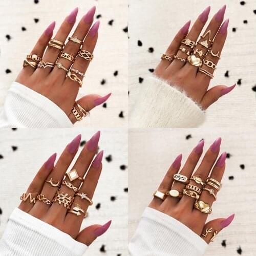 Boho Punk Gold Chain Heart Knuckle Rings For Women Crystal Star Crescent Geometric Female Midi Finger Rings Set Jewelry 2020