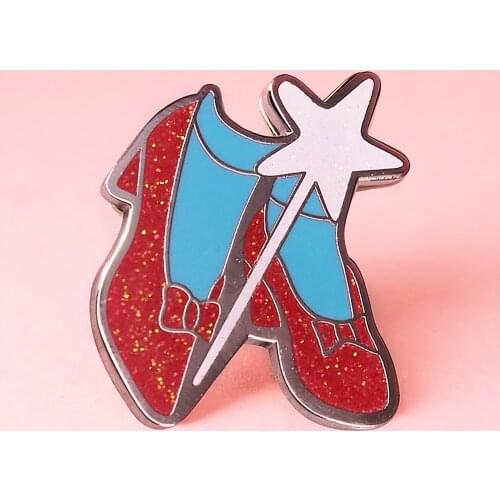 The Wizard of OZs Dorothy Gale Glisten Red Shoes Hard Enamel Pin Pretty Starlight Dancing Shoes Medal Brooch Jewelry Gifts