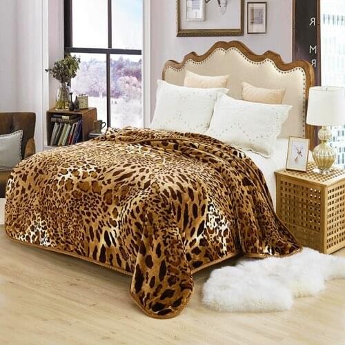 Raschel Blanket Double Thick Super Soft Blanket Autumn and Winter Fleece Blanket 100% Polyester Anti-Pilling Plain Dyed Classic