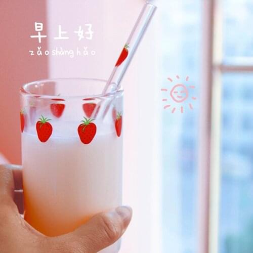300ml Strawberry Cute Glass Cup With Straw Creative Transparent Water Cup Student Milk Heat Resistant Glass Drinking glass cup