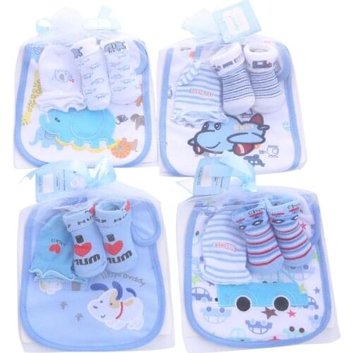 3Set Baby Cotton Bibs Towel Socks Sets Newborn Kids Burp Cloths+Socks +Anti-scratch Gloves Boys Girls Christmas Birthday Gift