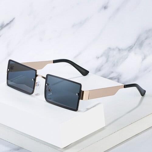 2021 Fashion Sunglasses Men Stylish Square Metal Mens Decoration Small Women Rapper Shades Eyewear Driving Glasses