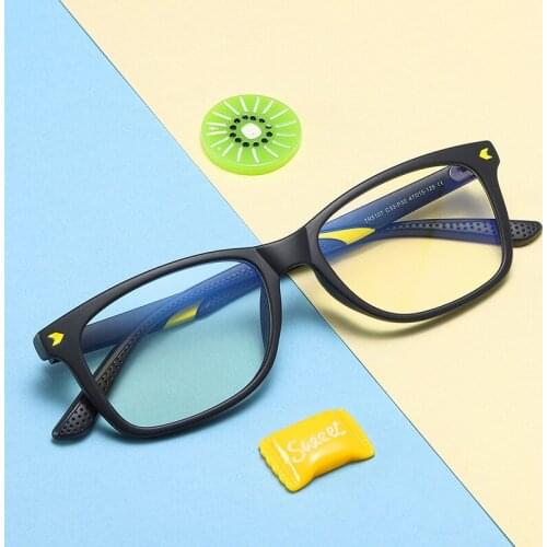MAXJULI Blue Light Blocking Glasses Children Square TR90 Flexible Rubber Optical Frame Kids Eyewear 6607