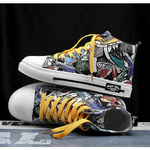 Fashion Sports Shoes Mens and Womens Classic Graffiti Lace Up High Top Autumn Flat Canvas Shoes with Camouflage Casual Shoes