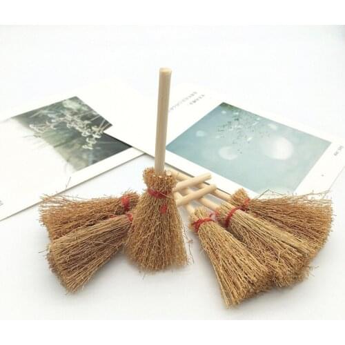 1Pcs Mini Broom Red Rope Straw Brooms Hanging Decorations For Halloween Party Costume Witch Broom Dollhouse Accessories