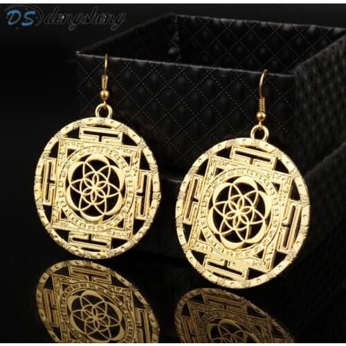 Dongsheng Wholesale Gold Filigree Cutout Clover Earrings for Women Brand Rectangle Hollow Earrings Jewelry