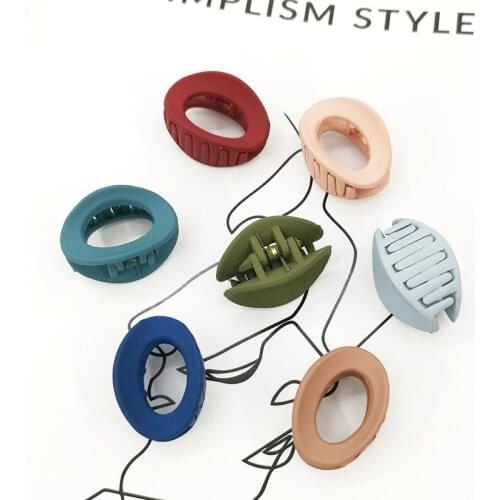 New Fashion Classic Solid Color Geometric Hollow Acrylic Hairpins Hair Clip Crab for Women Girl Clamp Hair Accessorie Headwear