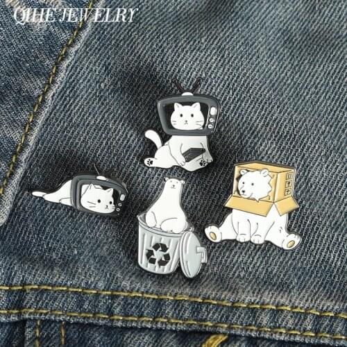 Polar Bear Enamel pin Cat Brooches for Women Recyclable Bin Television Paper Box Metal Badges Animal Jewelry Wholesale
