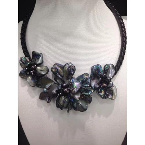 Black brown natural shell flower necklace with black leather 3 flowers bohemia fashion women jewelry free shipping