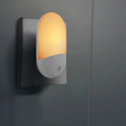 LED Night Light Plug-In Smart Light Sensor Night Lamp Dusk-to-Dawn Sensor Energy-saving LED Night Lights Bedroom Aisle Lamp Warm