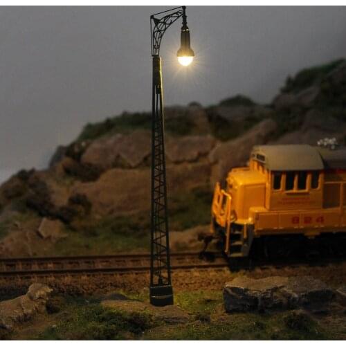 3pcs HO Scale Lamp Post 12cm 1:87 Street Lights Model Railway Train LEDs Miniature LQS65HO