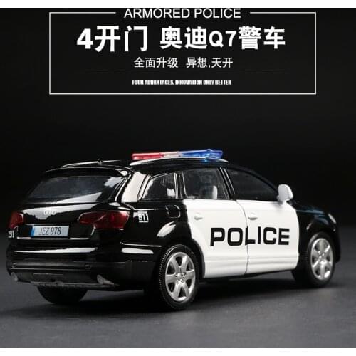 1:32 high simulation Audi Q7 alloy car Police car with sound and light pull back model toys for children gifts