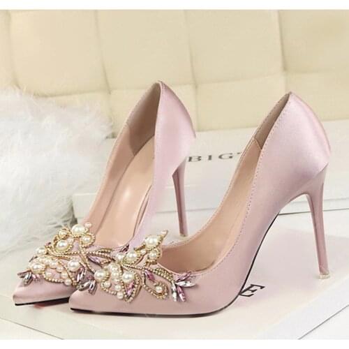 1 Pair Women Elegant Rhinestone Pearl Shoes Clips Flower Shoe Charms Clip Bridal High Heel Shoes Ornaments Jewelry