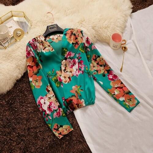 2018 spring new female deep V-neck floral printed shirt womens long sleeve short vintage shirts women blouses