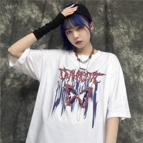 Gothic Butterfly T Shirt Women Punk Streetwear Tops Harajuku Letter Print Tshirt Summer Short Sleeve Casual Oversized T Shirt